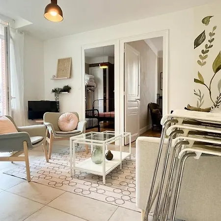 Apartment La Cite Guillemaud 1930, Lumineux, Balcon Et Wifi *