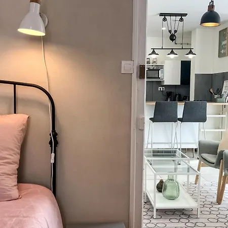 La Cite Guillemaud 1930, Parking, Balcon Et Wifi *